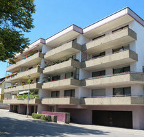Sehr gut aufgeteilte, renovierte 2-Zimmerwohnung mit großem Balkon in schöner Ortsrandlage - Filderstadt Bonlanden