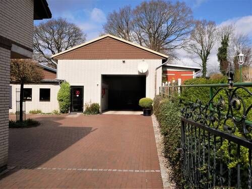 Gewerbehalle - 