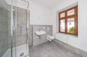 Modernes Tageslichtbad - Etagenwohnung mit 54,00 m² in Leipzig zum Kaufen
