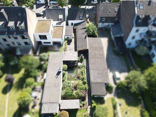 Drohnenansicht - Grundstück in Düsseldorf / Heerdt zum Kaufen