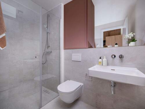 Badezimmer - Etagenwohnung mit 33,00 m&sup2; in Berlin zur Miete