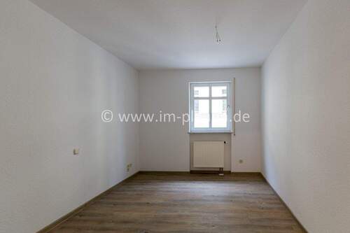 Schlafzimmer - 2 Zimmer Etagenwohnung in Auerbach