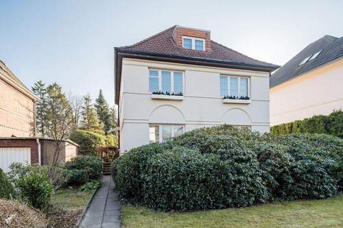 Vorderansicht - Charmante Kaffeemühle auf großem Grundstück in toller Lage von Rahlstedt-Oldenfelde