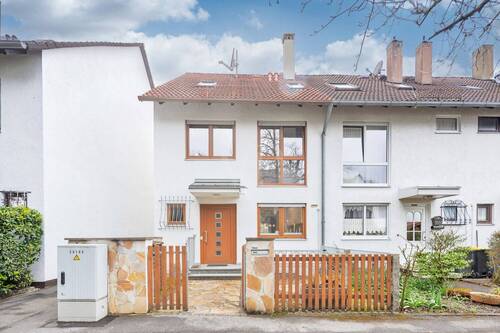 Titelbild - Stilvoll modernisiertes Reihenendhaus mit großzügigem Raumangebot und zeitgemäßer Ausstattung
