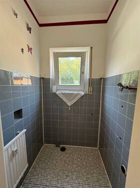 Gäste-WC (vor-installiert) - 