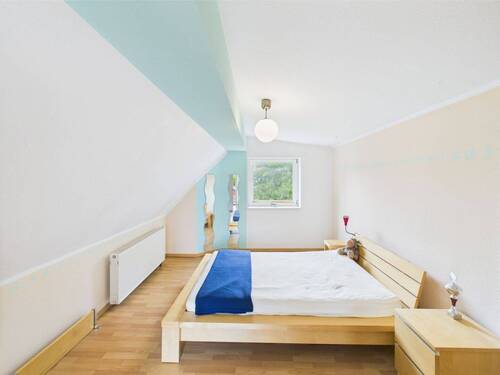 Schlafzimmer DG. - 