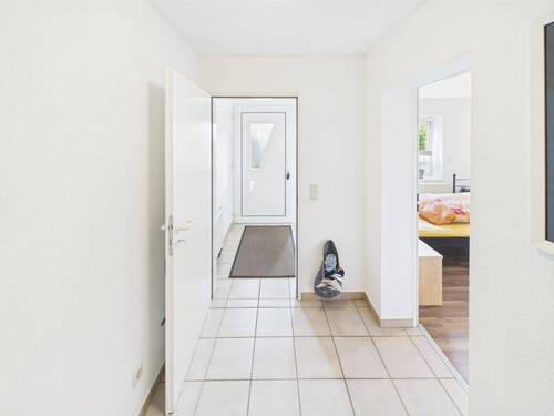 Eingangsbereich - Einfamilienhaus mit 225,00 m² in Springe zum Kaufen