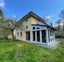 Nachhaltiges, naturverbundenes und modernes Wohnen am Rand der Dresdner Heide vereint!! Marken-Energieeffizienz-Einfamilienhaus auf großzügigem Anwese - Radeberg Liegau-Augustusbad