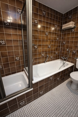 Badezimmer Ansicht 2 - 