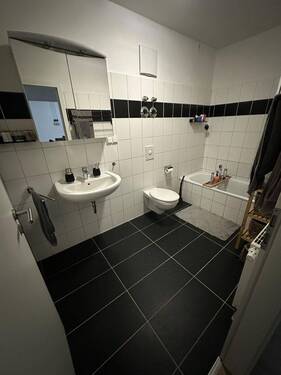 OS2 - Badezimmer.jpeg - 