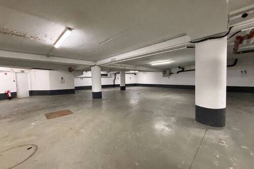 Tiefgarage - 