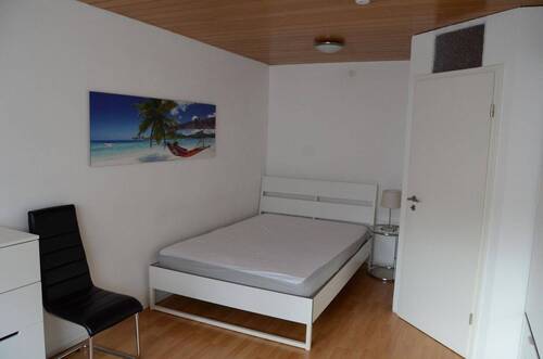 Zimmer 1 - 