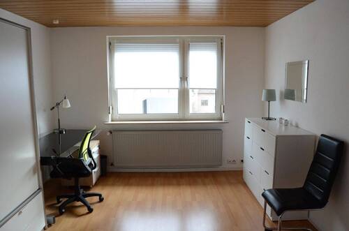 Zimmer 1 - 