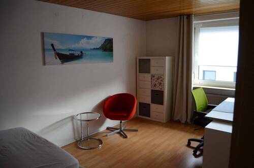 Zimmer 2 - 