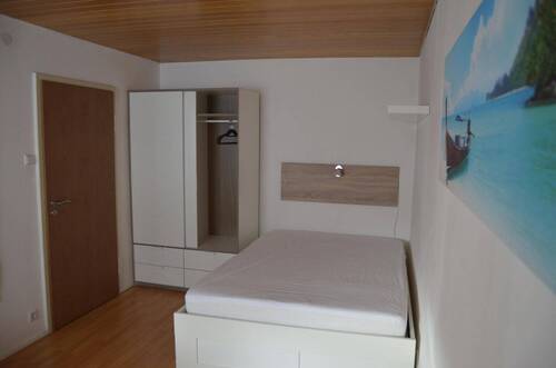 Zimmer 2 - 