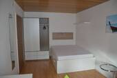 Zimmer 2 - 