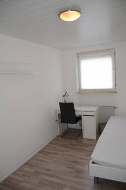 Zimmer 3 - 