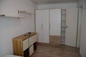 Zimmer 3 - 