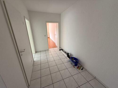 Flur 2.OG - 2 Zimmer Etagenwohnung zum Kaufen in Paderborn