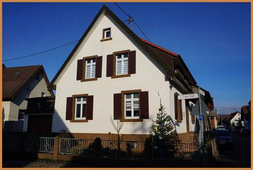 Ansicht - 6 Zimmer Mehrfamilienhaus, Wohnhaus zum Kaufen in Offenburg / Zunsweier