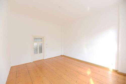 Zimmer 2 - 2 Zimmer Etagenwohnung zur Miete in Dresden