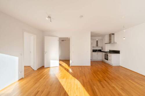 Wohnen - 2 Zimmer Etagenwohnung in München