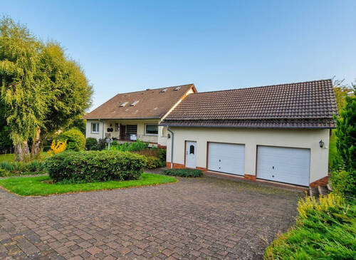 Gesamtansicht - 8 Zimmer Einfamilienhaus in Heringen