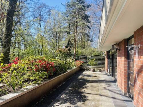 Terrasse Frühjahr 26 - 3 Zimmer Terrassenwohnung zum Kaufen in Düsseldorf / Gerresheim