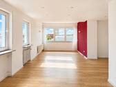 Wohn- & Essbereich - Helle großzügige 4,5-Zimmerwohnung mit Einbauküche in Ortsmitte von Filderstadt-Bernhausen!