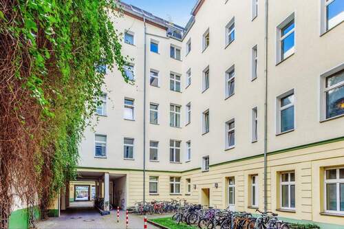 Hinterhof - 