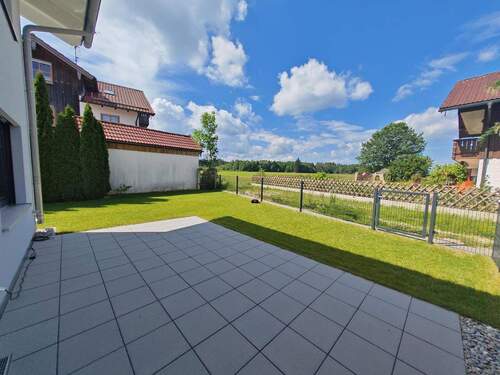 Bild 3 - 5 Zimmer Doppelhaushälfte in Brunnthal