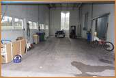 Halle mit Werkstattgrube - 