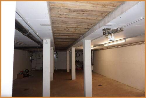 Lagerfläche UG mit Grube - 