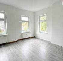 3-Raum-Wohnung mit Balkon und Einbauküche in ruhiger Ortslage von Annaberg mit toller Sicht!! - Annaberg-Buchholz