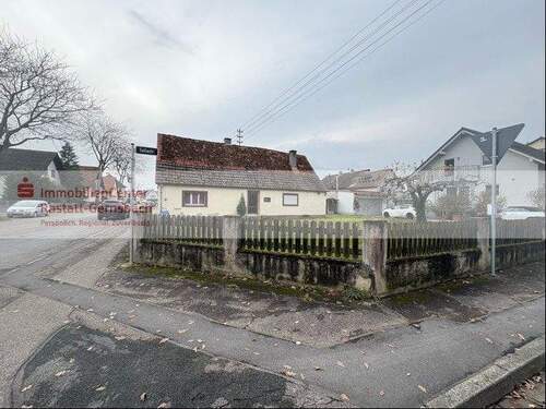 Straßenecke - 1 Zimmer Einfamilienhaus in Rastatt