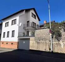 Einfamilienhaus mit Einliegerwohnung direkt in Groß-Umstadt - sofort frei!