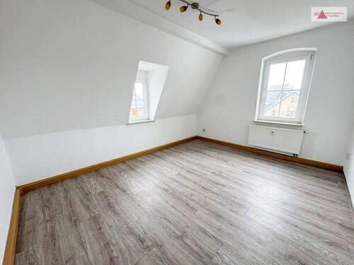 Schlafzimmer - 5 Zimmer Etagenwohnung in Grünhain-Beierfeld