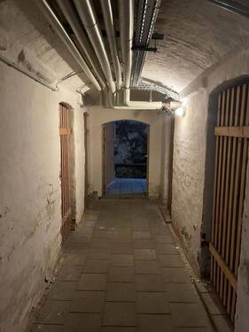 Keller - Mehrfamilienhaus, Wohnhaus in Leipzig zum Kaufen