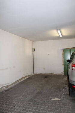 Garagenstellplatz - 