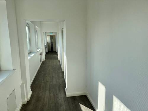 Flur OG - Büro in Kiel zur Miete