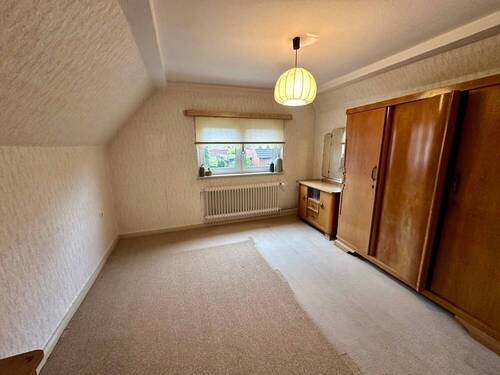 Schlafzimmer DG - 