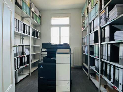 Archiv im EG (ehemals Küche) - 