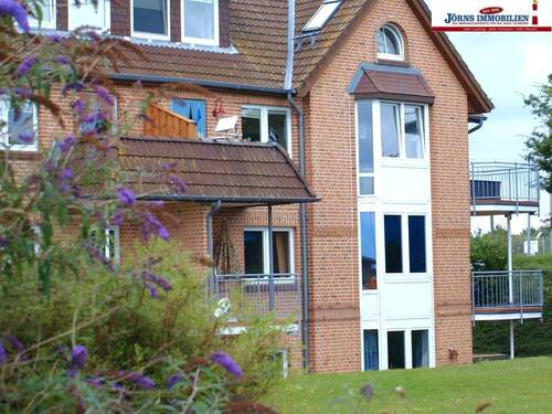Appartementhaus Rückansicht - 'MEERESRAUSCHEN' mit Terrasse und Strandzugang!