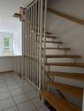 Flur mit Treppenaufgang - 
