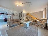 Wohnzimmer, - 4 Zimmer Reihenmittelhaus zum Kaufen in Nürnberg / Altenfurt