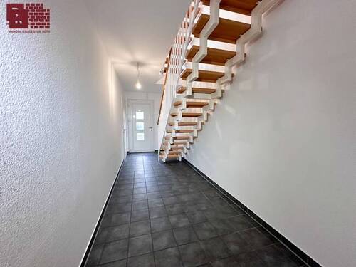 Bild 3 - 6 Zimmer Reihenendhaus in Frankfurt am Main
