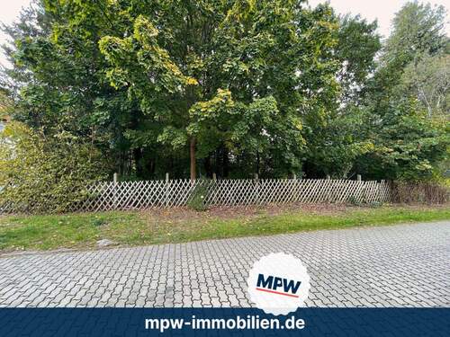 Grundstücksansicht - Dein Projekt beginnt hier! Baugrundstück mit Potenzial in Schulzendorf