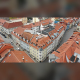 Hausansicht Vogelperspektive - Tolle 1- Raum Wohnung mit Dachbodennutzung zu vermieten