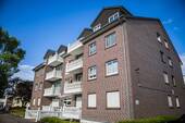 Gebäude Ansicht II - 2 Zimmer Etagenwohnung in Cuxhaven