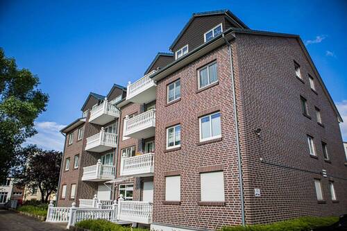 Gebäude Ansicht II - 2 Zimmer Etagenwohnung in Cuxhaven